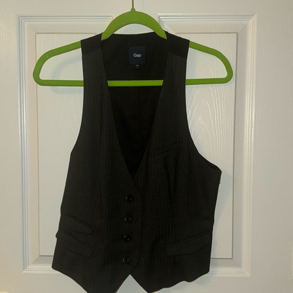 Vest size medium - Picture 1 of 2